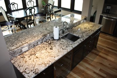 Granite laundry with 3 inch splash